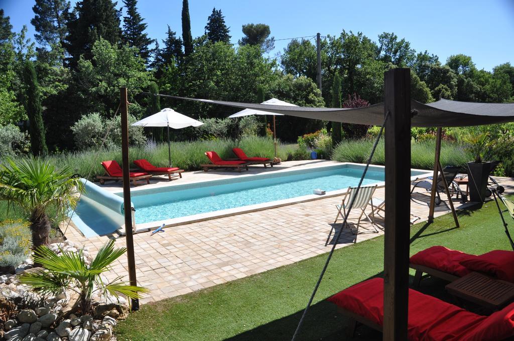 Le Clos Geraldy - Chambres D'Hotes De Charme, Piscine Et Spa Saint-Maximin-la-Sainte-Baume Exterior photo